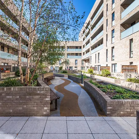 Modern Flat Canary Wharf, Close To Apartment