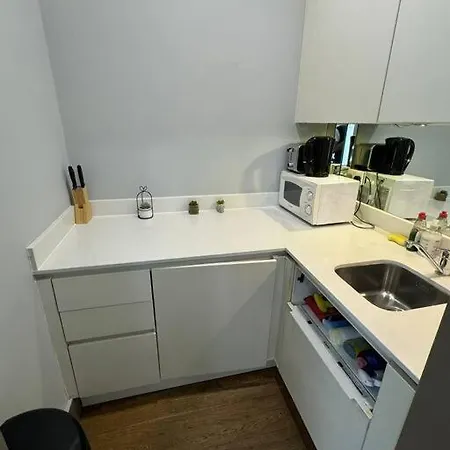 Sleep 4 In Heart Of Fitzrovia Near Oxford Cl6 * London