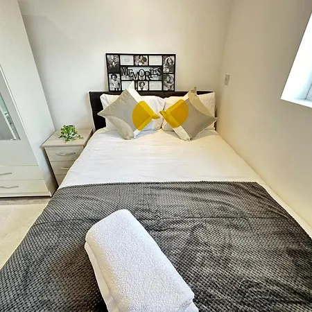 Harrow Road One Bedroom
