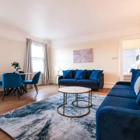 Harrods-knightsbridge Flat In Kb89 Apartment