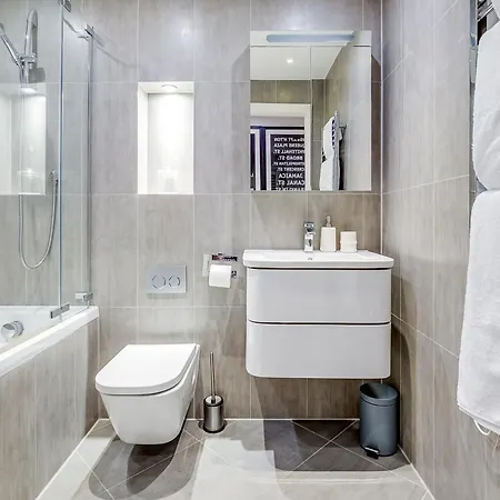 Apartment Chic 2br Haven Nestled In Vibrant Battersea *