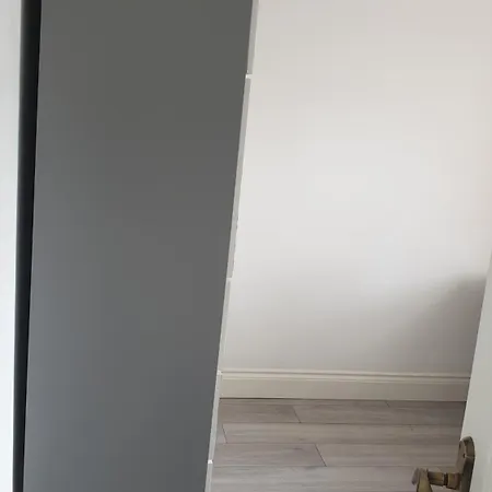 Comfort Spacious Double In Chingford, London 1