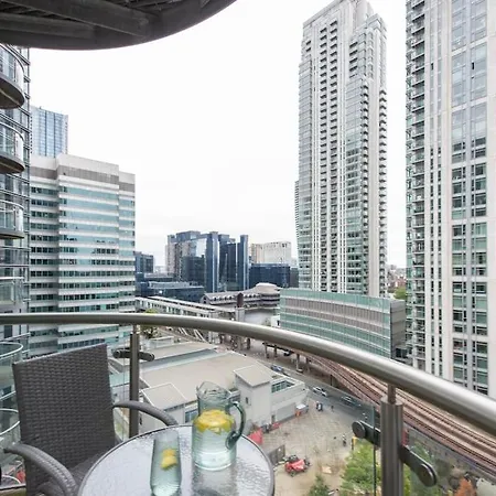 Apartment 24hr Concierge, Gym, Pool, Museum, Shopping Centre London