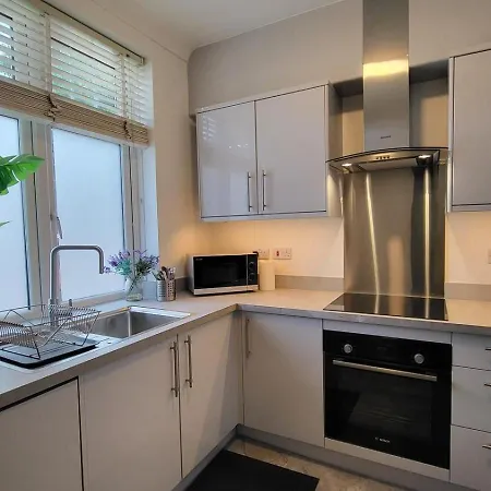 Beautiful 4bedroom 2bath Wifi And Free Parking * South Norwood