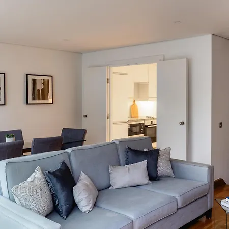 Native Marylebone Lane Apartment London