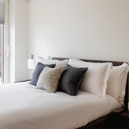 Native Marylebone Lane Apartment London