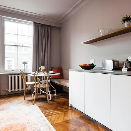 The Cleveland Arms Ii Apartment *