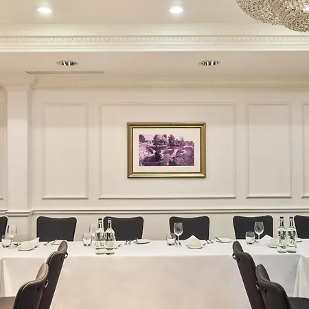 Thistle Holborn Hotel Londýn
