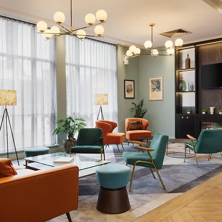 Doubletree By Hilton Chelsea Отель 4*
