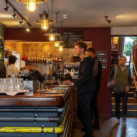 The Pilot Inn Лондон