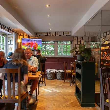 Мини-отель The Pilot Inn