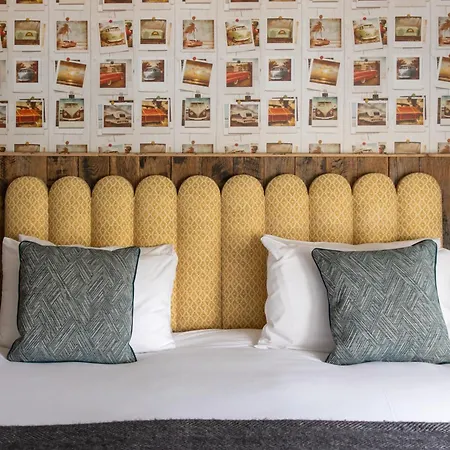 The Pilot Inn Мини-отель