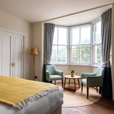 The Pilot Inn Мини-отель 3*