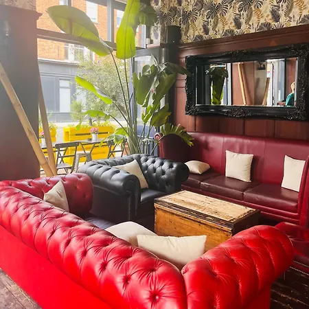 The Captain Cook 3* London