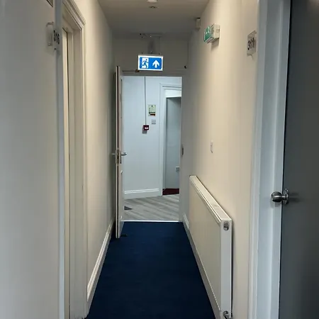 The Bank Hotel Barking (Greater London)