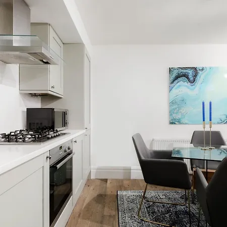 Phenomenal 5bedroom Design House For Nomads Xxl Groups Londra