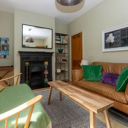 Beautiful & Cosy 2bd House - Southwark London