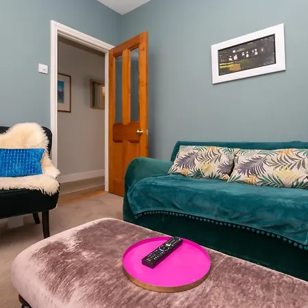 Beautiful & Cosy 2bd House - Southwark