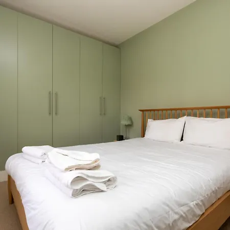 Beautiful & Cosy 2bd House - Southwark Holiday home *