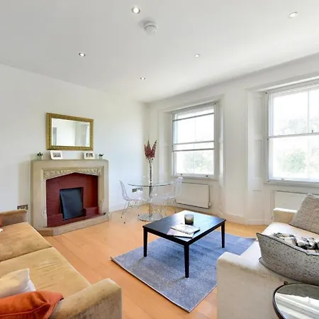 Renovu Premium Homes In Kensington Apartment