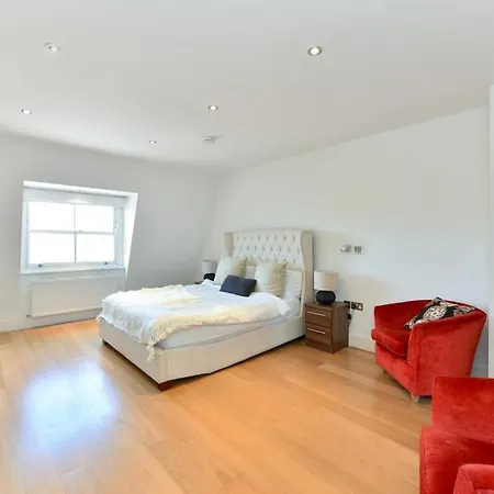 Renovu Premium Homes In Kensington *
