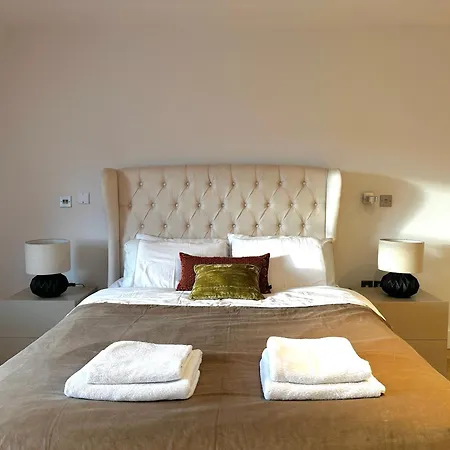 Apartment Renovu Premium Homes In Kensington
