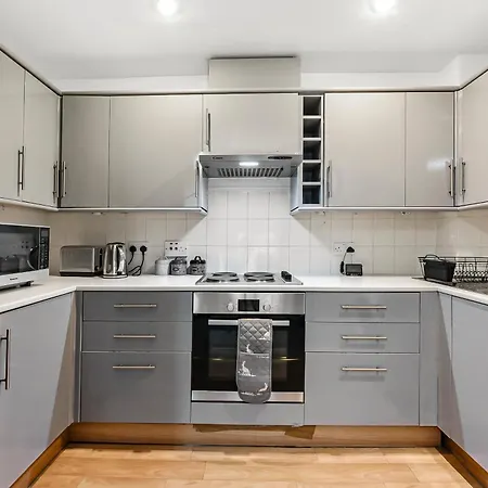 Cosy Canary Wharf Apartment Apartment