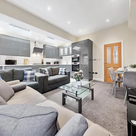Apartment Modern In Shepherds Bush, Near Westfield