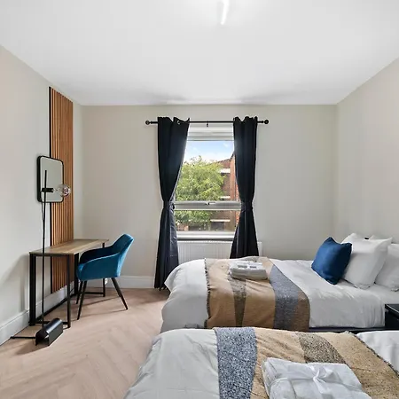 Greenwich Zone 2 5 Beds 2 Bath Free Parking * London