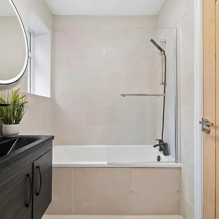 Apartment Greenwich Zone 2 5 Beds 2 Bath Free Parking London