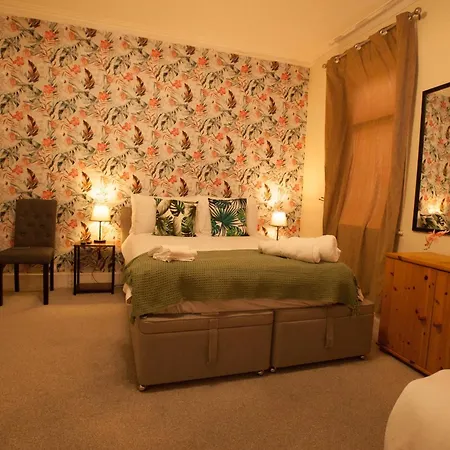 Kingston Garden House With Free Parking Appartement