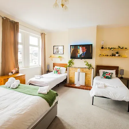 Kingston Garden House With Free Parking Kingston upon Thames (Greater London)