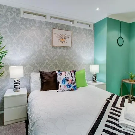 Hyde Park Two Bedroom