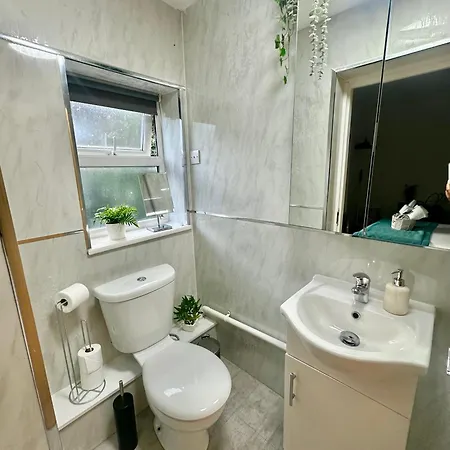 The Luxe En-suite In Stratford London