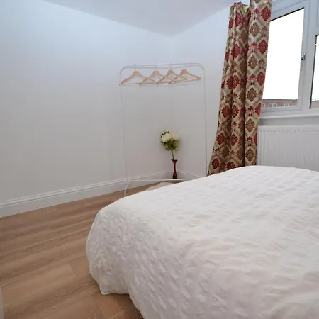 Freshly Refurbished, Peaceful Victorian House Holiday home