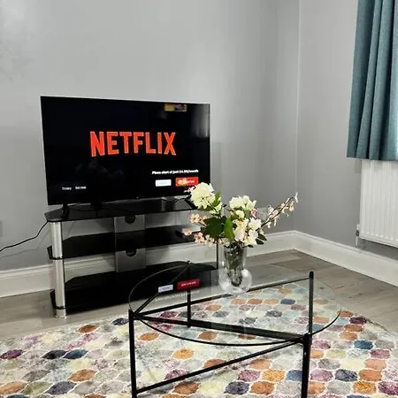 Garden 1-bed Flat 30min To Downtown & Free Parking * Londres