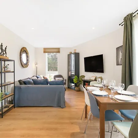 Apartment Chic Zone 2 *