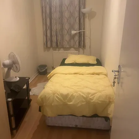 Homestay Double Alpha London