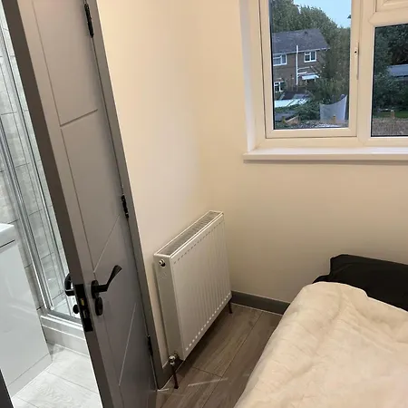Guest house Hillingdon Residency