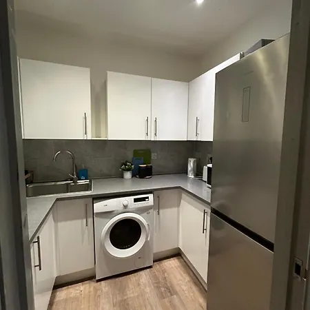 Kingcross 3 Bedroom Flat, 3mins To Euston * London