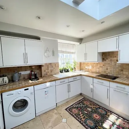 Luxury 3-bdr Flat Near Selfridges Mayfair Apartment *