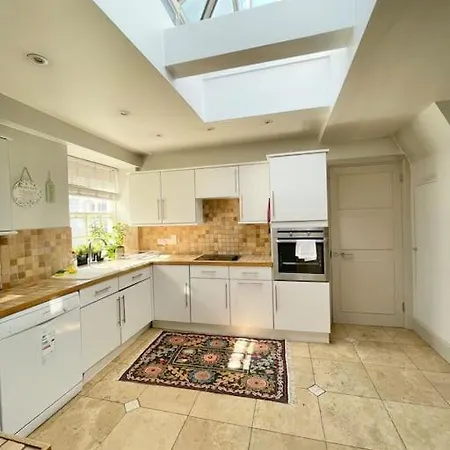 Luxury 3-bdr Flat Near Selfridges Mayfair