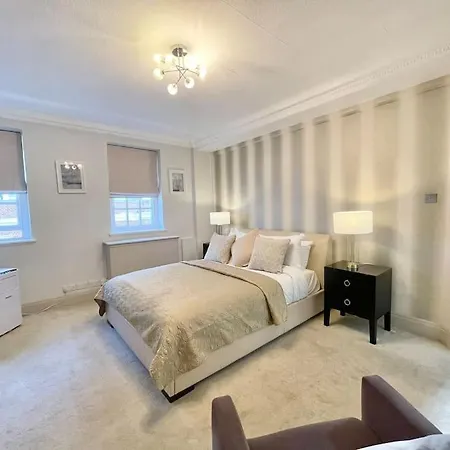 Apartment Luxury 3-bdr Flat Near Selfridges Mayfair