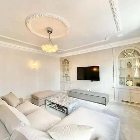 Apartment Luxury 3-bdr Flat Near Selfridges Mayfair London