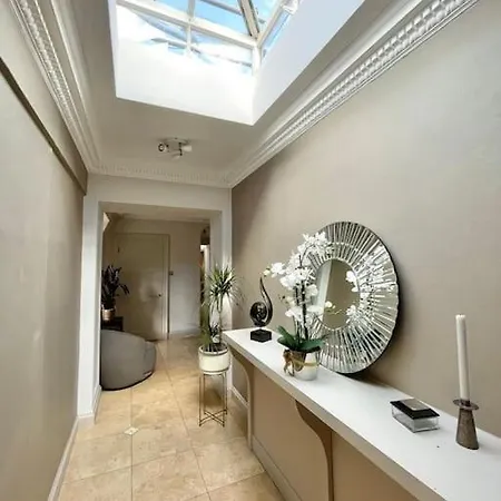 Luxury 3-bdr Flat Near Selfridges Mayfair