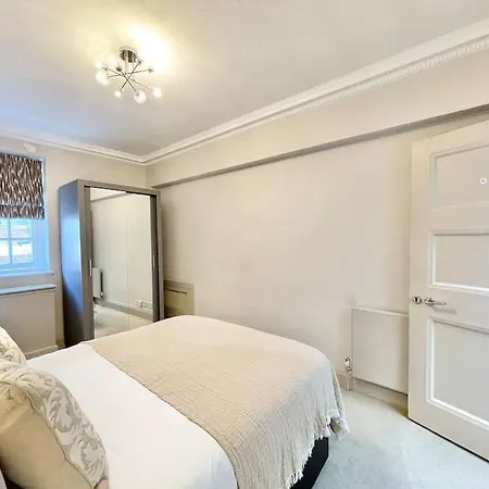 Luxury 3-bdr Flat Near Selfridges Mayfair * London