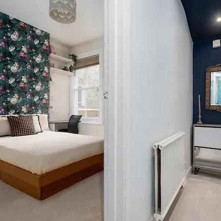 Guestready - Charming With Garden In Apartment London