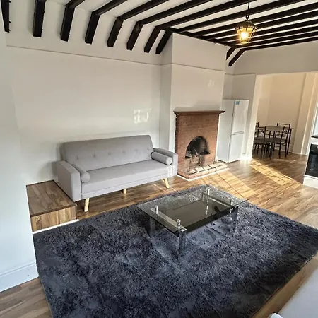 Ustay Fulham Apartment *
