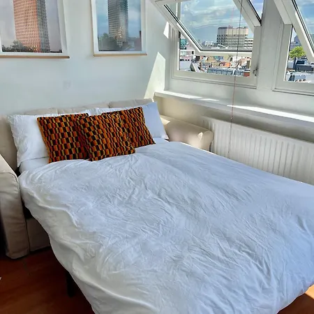 Bright 2-bedroom In Soho High-rise With Skyline Views Apartamento Londres