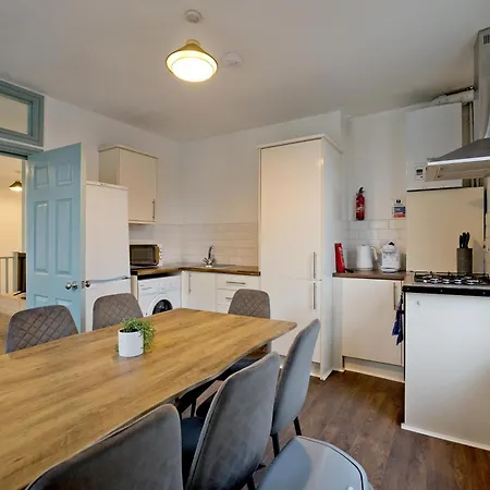 Imperial New Road Whitechapel Apartment London